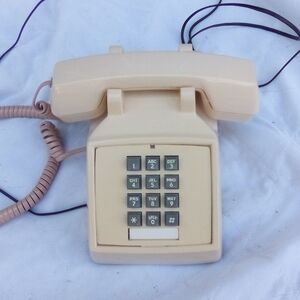 Vintage Beige Corded Phone